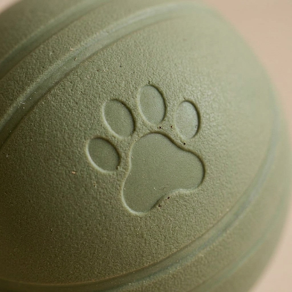 Dúo de Pelotas Caucho para perro — detalle de materiales — Mora & Bigotes