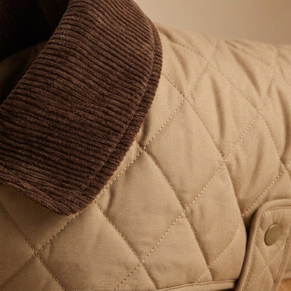 Abrigo Polar Matelaseado para perro — detalle de materiales — Mora & Bigotes